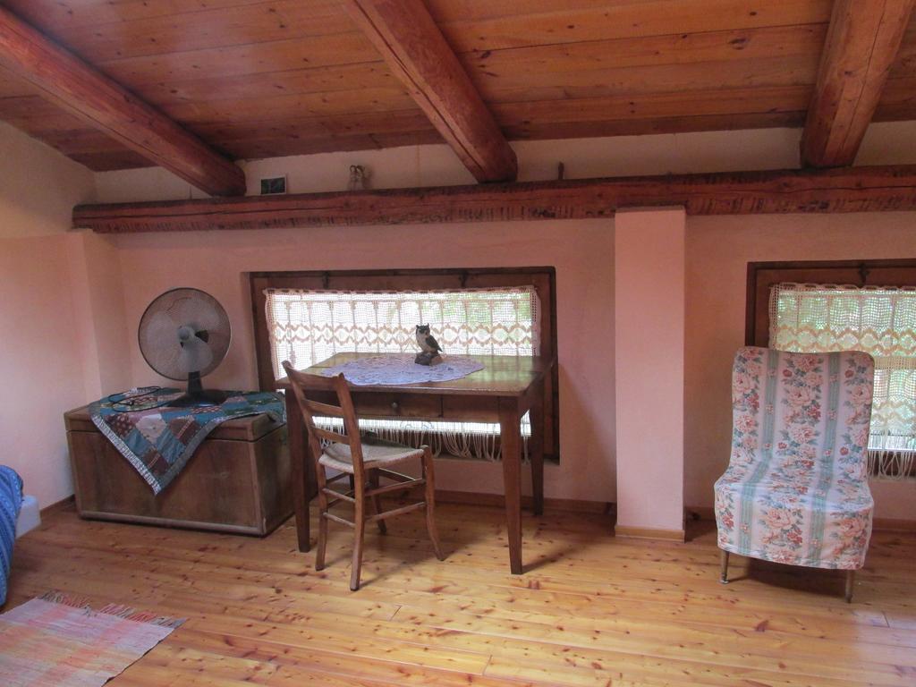Agriturismo Arcobaleno Aramengo Phòng bức ảnh